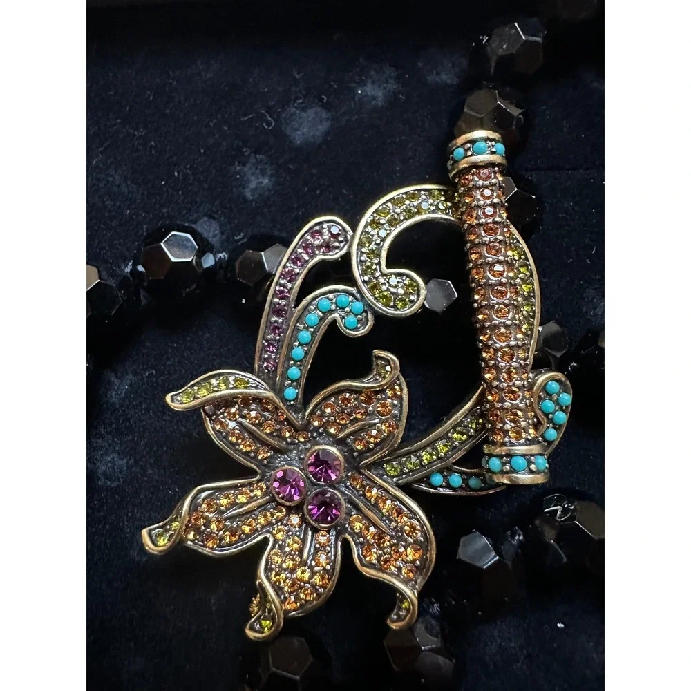 Stunning Signed Heidi Daus Design Toggle Pave Crystal Beaded Floral Necklace NWT